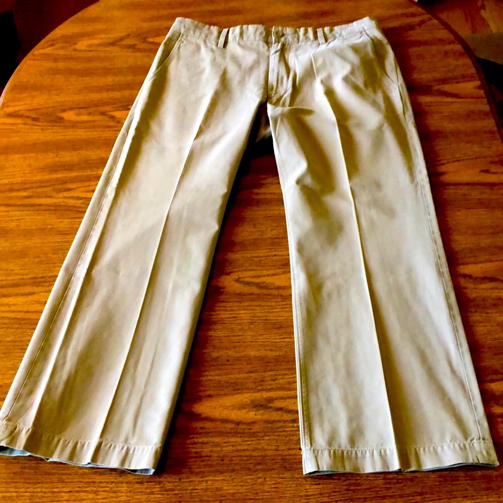 Banana Republic Khakis, 35x30, Boot Cut